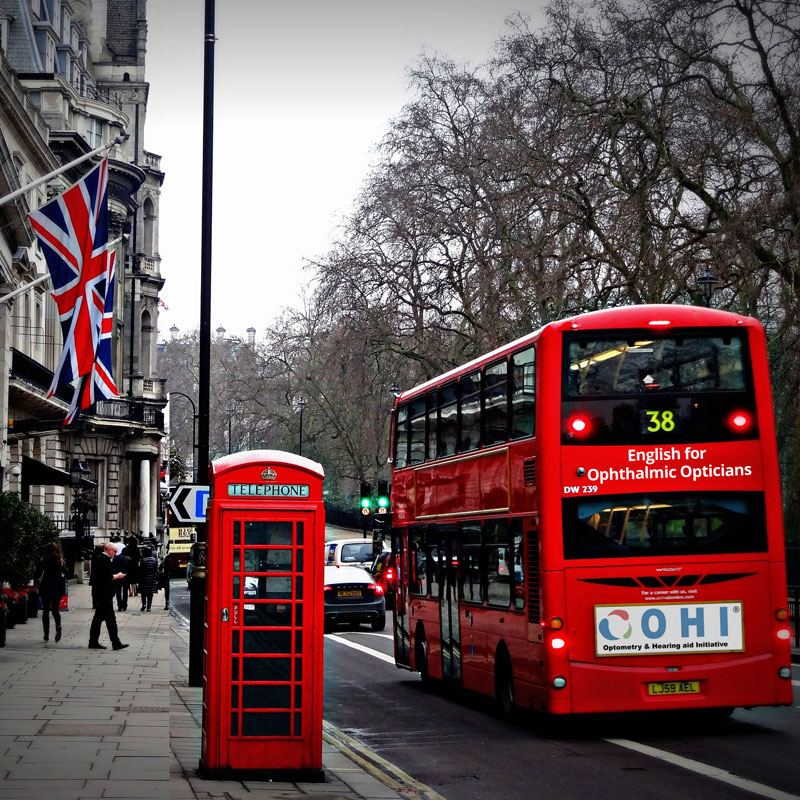 English for Ophthalmic Opticians