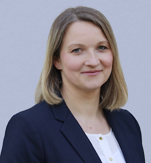 Claudia Ehret